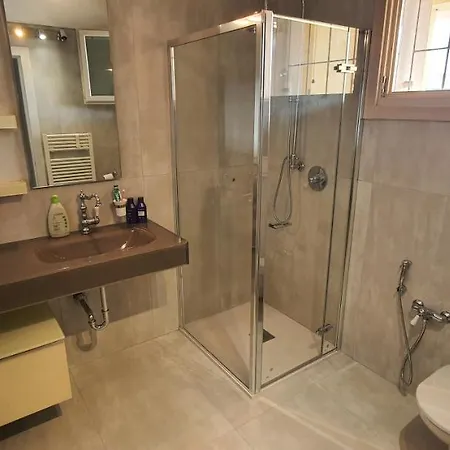 Deluxe Antares Apartamento *